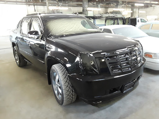 Auto Body Shop «Maaco Collision Repair & Auto Painting», reviews and photos, 288 S E St, San Bernardino, CA 92401, USA