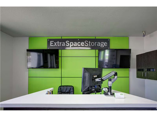 Storage Facility «Extra Space Storage», reviews and photos, 194 E Artesia Blvd, Long Beach, CA 90805, USA
