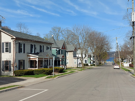 Grocery Store «Hammondsport Grocery», reviews and photos, 22 Shether St, Hammondsport, NY 14840, USA