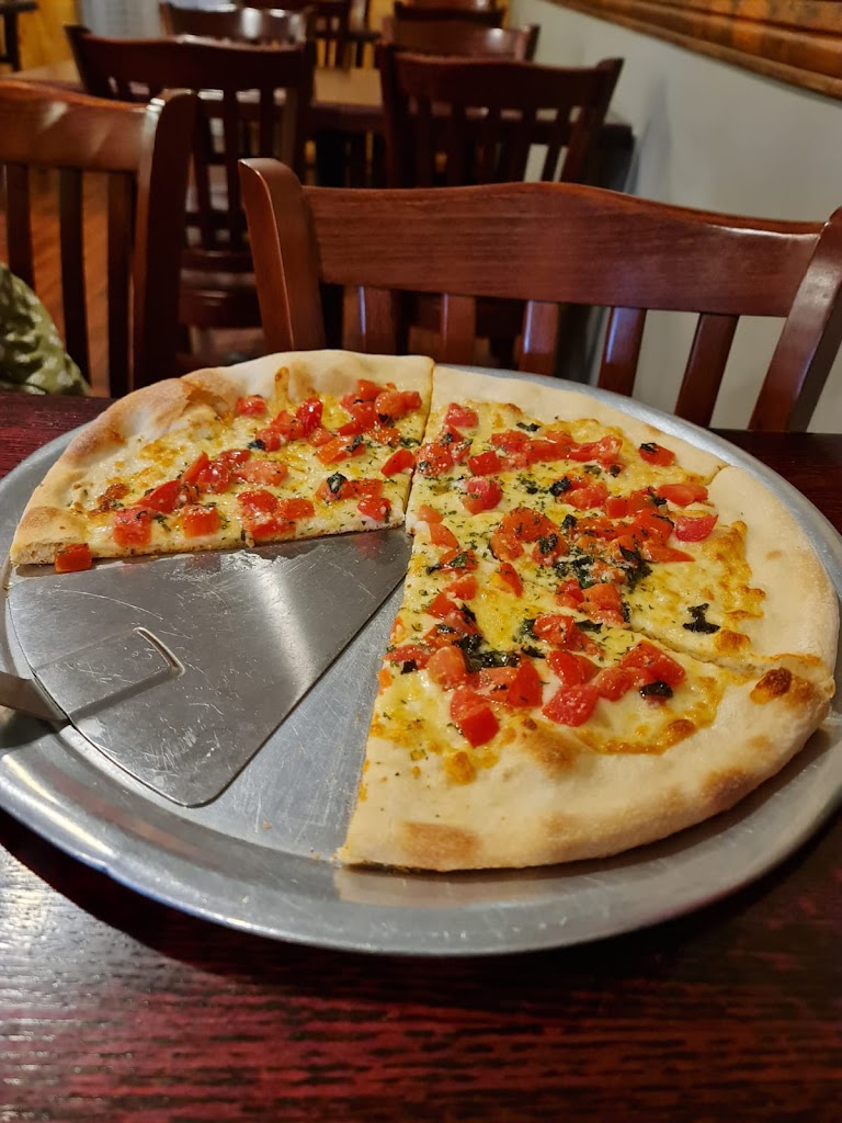 Mengo's Pizzeria 07860