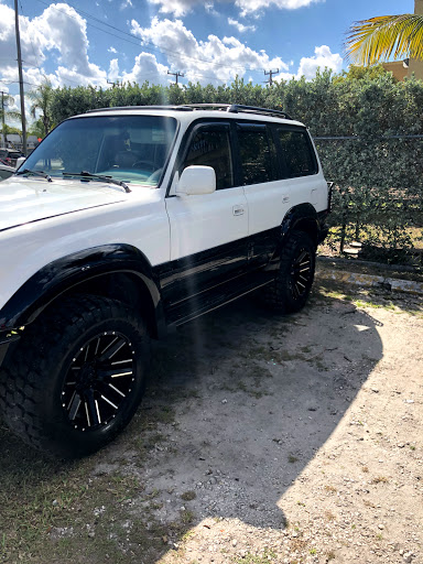 Auto Body Shop «Auto Pro Solutions Body and Paint Shop», reviews and photos, 7249 SW 42nd Terrace, Miami, FL 33155, USA