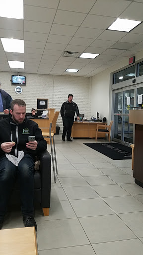 Car Dealer «Purvis Ford», reviews and photos, 3660 Jefferson Davis Hwy, Fredericksburg, VA 22408, USA