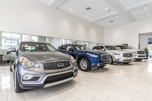 Car Dealer «Louisville INFINITI», reviews and photos, 8 Swope Autocenter Dr, Louisville, KY 40299, USA