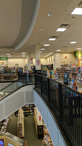 Book Store «Barnes & Noble», reviews and photos, 1430 Plaza Pl, Southlake, TX 76092, USA