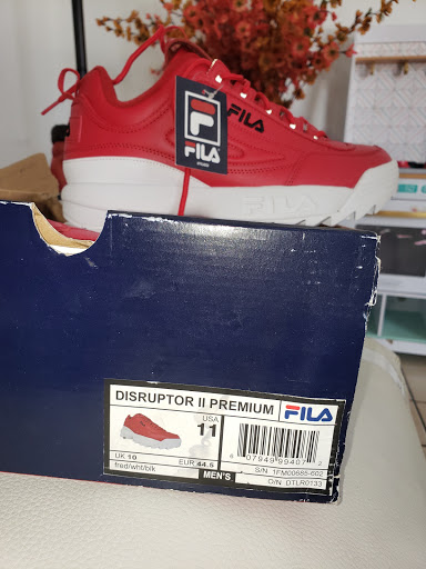 Shoe Store «Famous Footwear», reviews and photos, 505-507 W 49th St, Hialeah, FL 33012, USA