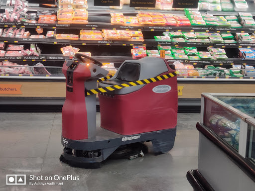 Supermarket «Walmart Neighborhood Market», reviews and photos, 444 W Grand St, Springfield, MO 65807, USA