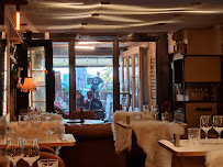 Atmosphère du Restaurant Les Fistons à Saint-Germain-en-Laye - n°10