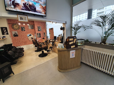 Old school barber shop à Firminy
