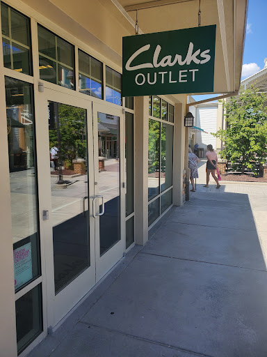 Shopping Mall «Gloucester Premium Outlets», reviews and photos, 100 Premium Outlets Dr, Blackwood, NJ 08012, USA