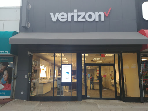 Cell Phone Store «Verizon», reviews and photos, 2141 86th St, Brooklyn, NY 11214, USA