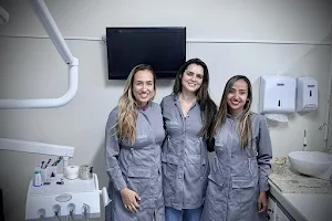 Hashtag Odontologia Especializada - Clínica Odontológica em Juiz de Fora image