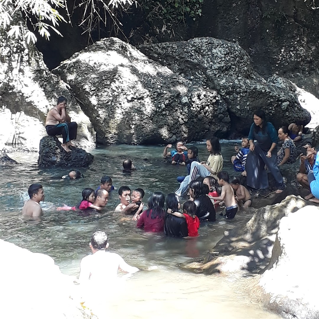 Objek Wisata Sungai Ende