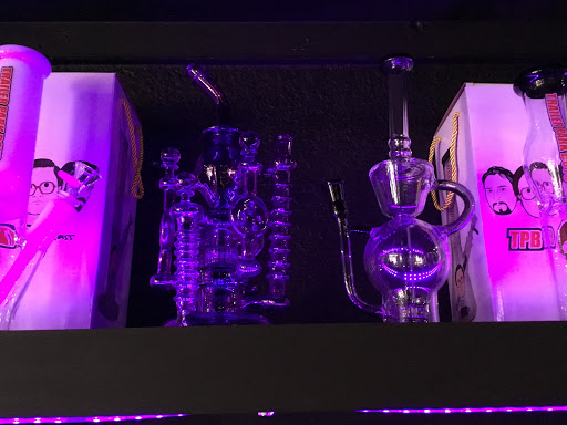 Vaporizer Store «The Cloud Co. Smoke And Vape Shop», reviews and photos, 14415 Blanco Rd #100, San Antonio, TX 78216, USA
