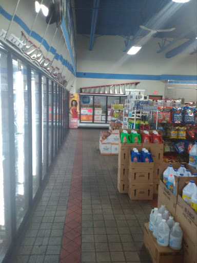 Liquor Store «Gran Liquor Shop», reviews and photos, 12889 Woodward Ave, Highland Park, MI 48203, USA