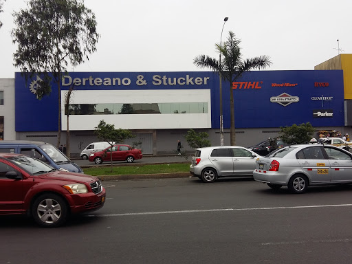 Derteano & Stucker