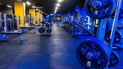 Gimnasio Smart Fit - QUO Zona 4 - Segundo Nivel, Torre Q, Via 7 4-20, Cdad. de Guatemala, Guatemala