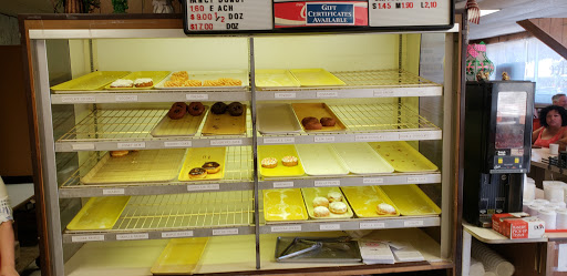 Donut Shop «Turner Donut Shop», reviews and photos, 902 9th Ave W, Bradenton, FL 34205, USA