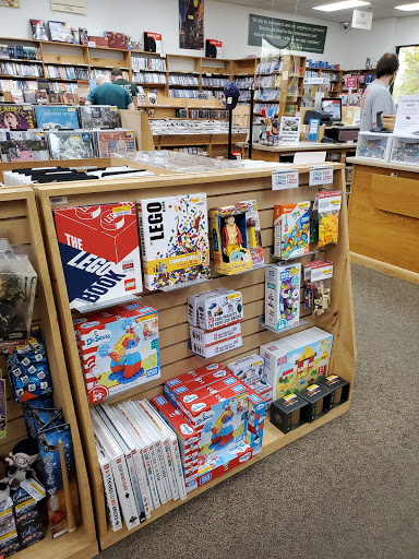 Book Store «Half Price Books», reviews and photos