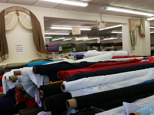 Fabric Store «Arnolds Fabrics N Trim Inc», reviews and photos, 12918 NW 7th Ave, North Miami, FL 33168, USA