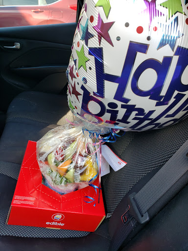 Gift Shop «Edible Arrangements», reviews and photos, 3455 Lithia Pinecrest Rd, Valrico, FL 33596, USA