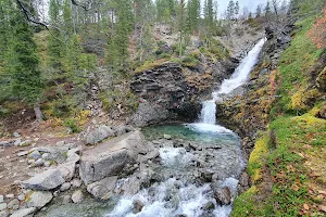 Vodopad Krasivyy image