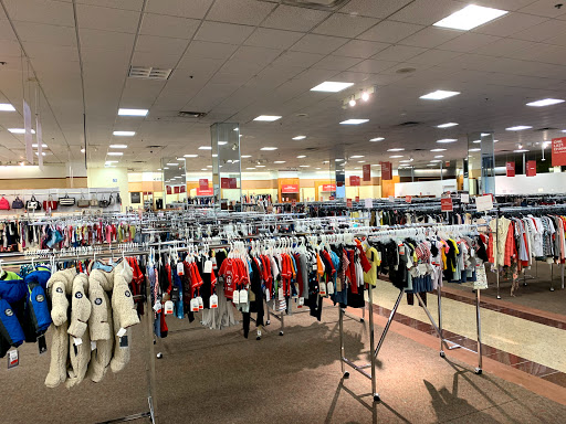 Department Store «Century 21 Department Store», reviews and photos, 1085 Old Country Rd, Westbury, NY 11590, USA