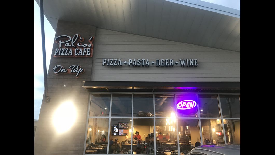 Palios Pizza Cafe On Tap