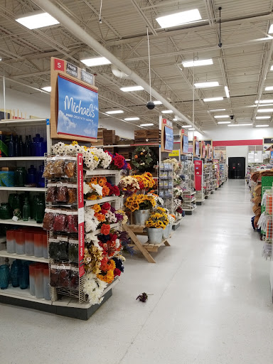 Craft Store «Michaels», reviews and photos, 1280 Corporate Dr, Westbury, NY 11590, USA