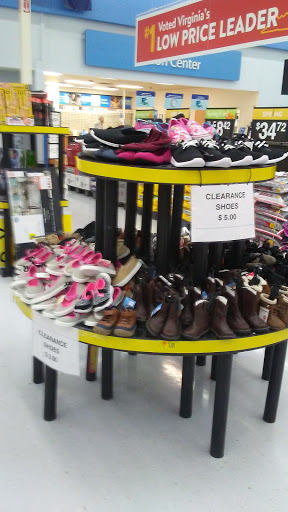 Department Store «Walmart Supercenter», reviews and photos, 1500 Armory Dr, Franklin, VA 23851, USA