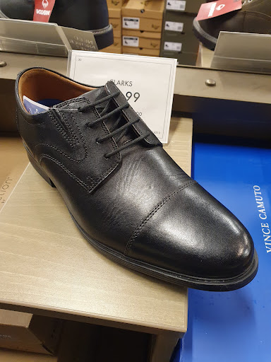 Shoe Store «DSW Designer Shoe Warehouse», reviews and photos, 2831 S Rochester Rd, Rochester Hills, MI 48307, USA