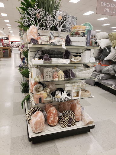 Department Store «T.J. Maxx and HomeGoods», reviews and photos, 9344 WI-16, Onalaska, WI 54650, USA