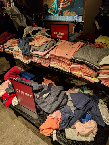 Clothing Store «Hollister Co. Outlet», reviews and photos, 554 Great Mall Dr, Milpitas, CA 95035, USA