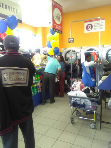 Laundromat «Clean Rite Center 24 HOURS», reviews and photos, 4352 Bronx Blvd, Bronx, NY 10466, USA