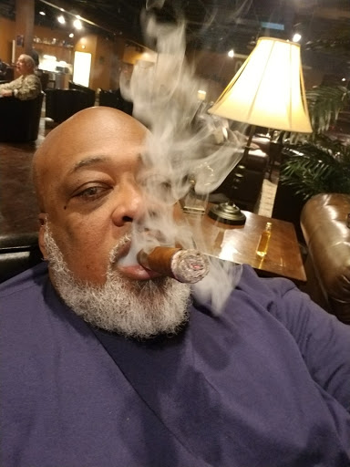 Tobacco Shop «Orange Cigar & More», reviews and photos, 278 Boston Post Rd, Orange, CT 06477, USA