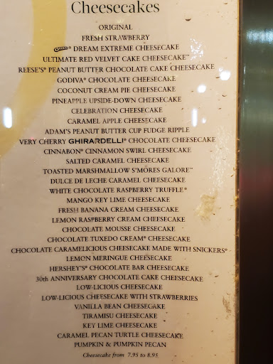 Restaurant «The Cheesecake Factory», reviews and photos, 5799 N Bayshore Dr, Glendale, WI 53217, USA