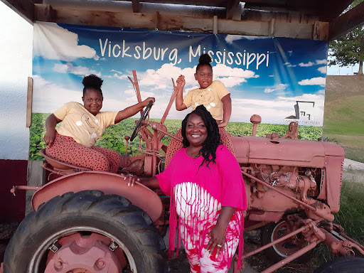 Antique Store «Levee Street Market Place», reviews and photos, 1001 Levee St, Vicksburg, MS 39183, USA