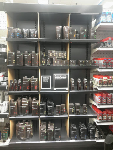 Shopping Mall «Vacaville Commons Shopping Center», reviews and photos, 2098 Harbison Dr, Vacaville, CA 95687, USA