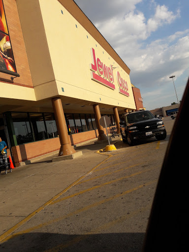 Grocery Store «Jewel-Osco», reviews and photos, 800 W North Ave, Melrose Park, IL 60160, USA