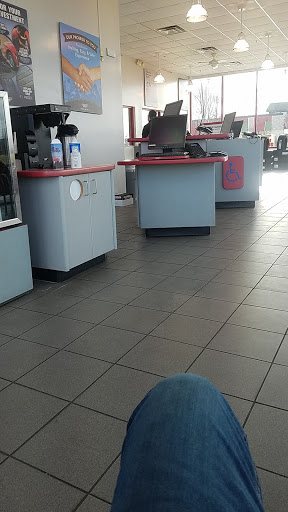 Tire Shop «Discount Tire Store - Homer Glen, IL», reviews and photos, 14011 S Bell Rd, Homer Glen, IL 60491, USA