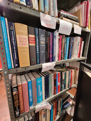 Book Store «Quarter Price Books», reviews and photos, 3820 Shepherd Dr, Houston, TX 77098, USA