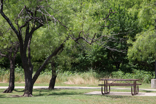 Park «Don Misenhimer Park», reviews and photos, 201 E Lonesome Dove Trail, Arlington, TX 76002, USA