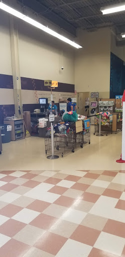 Pet Supply Store «Petco Animal Supplies», reviews and photos, 317 E Trenton Rd, Edinburg, TX 78539, USA