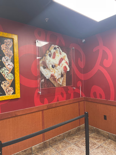 Ice Cream Shop «Cold Stone Creamery», reviews and photos, 250 N Atlantic Ave #102, Daytona Beach, FL 32118, USA