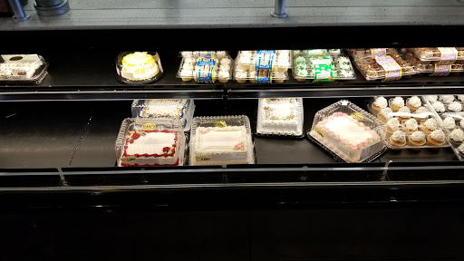 Grocery Store «Harps Food Store», reviews and photos, 2005 Harrisburg Rd, Jonesboro, AR 72401, USA