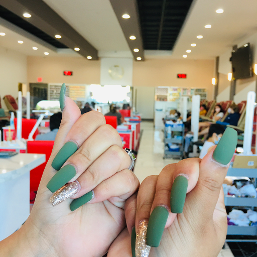 Gilroy Nails image