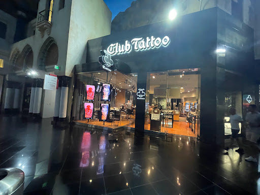 Tattoo Shop «Club Tattoo Las Vegas at Planet Hollywood Miracle Mile Shops», reviews and photos, 3663 S Las Vegas Blvd #225, Las Vegas, NV 89109, USA