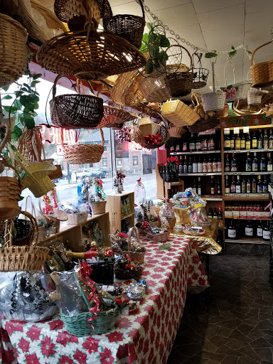 Liquor Store «Hancock Liquor Store Inc», reviews and photos, 27 W Main St, Hancock, NY 13783, USA