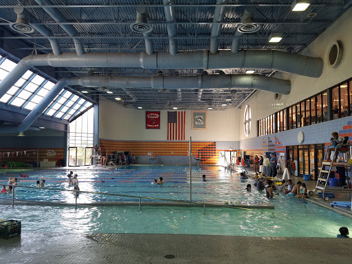 Chinquapin Park Recreation Center & Aquatics Facility