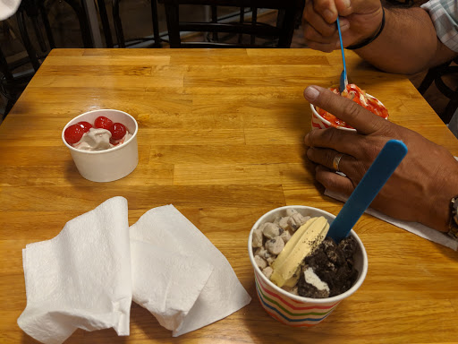 Frozen Yogurt Shop «Front Porch», reviews and photos, 3107 S Interstate 35 #770, Round Rock, TX 78664, USA