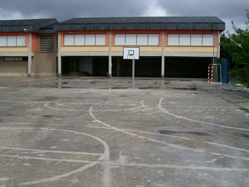 Centro De Educación Infantil Y Primaria San Pedro en Aranguren